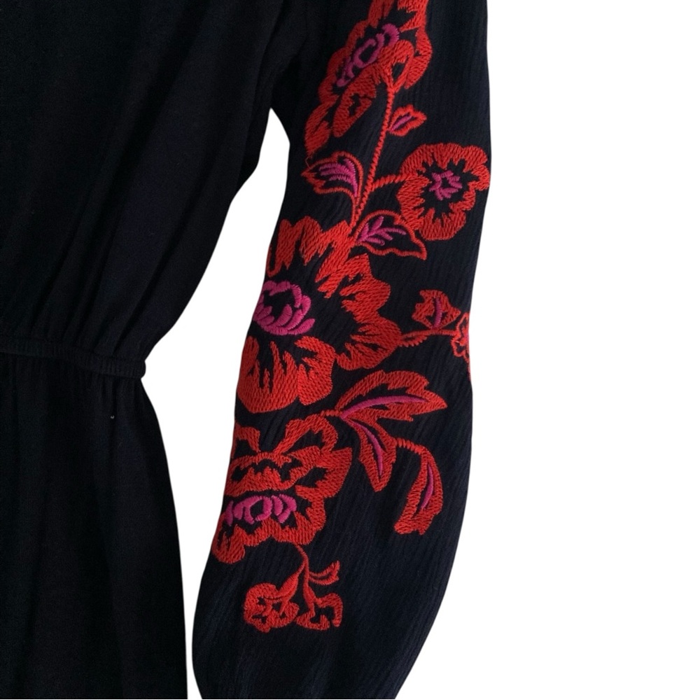 Skies Are Blue Sylvie Floral Embroidered Faux Wrap Knit Dress Womens Size S - Picture 9 of 11